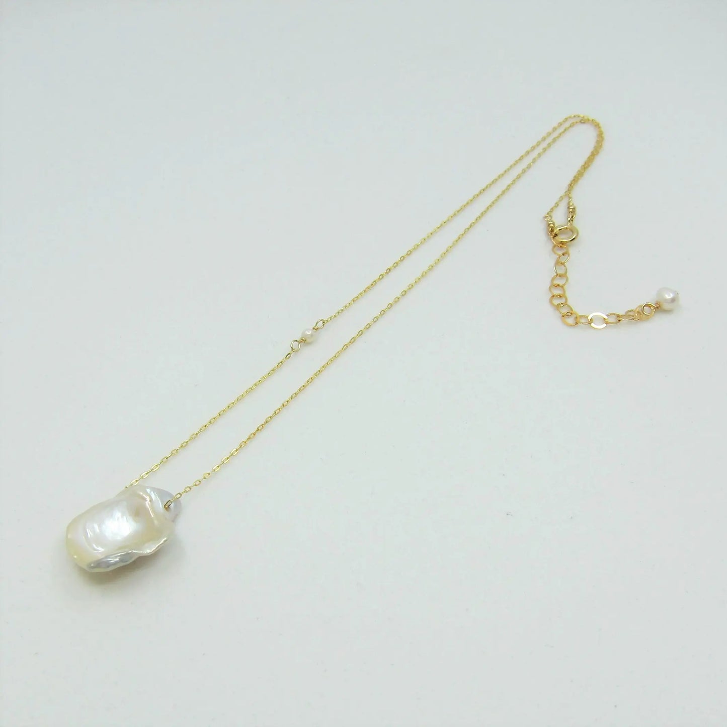 Solo Keishi Pearl Necklace